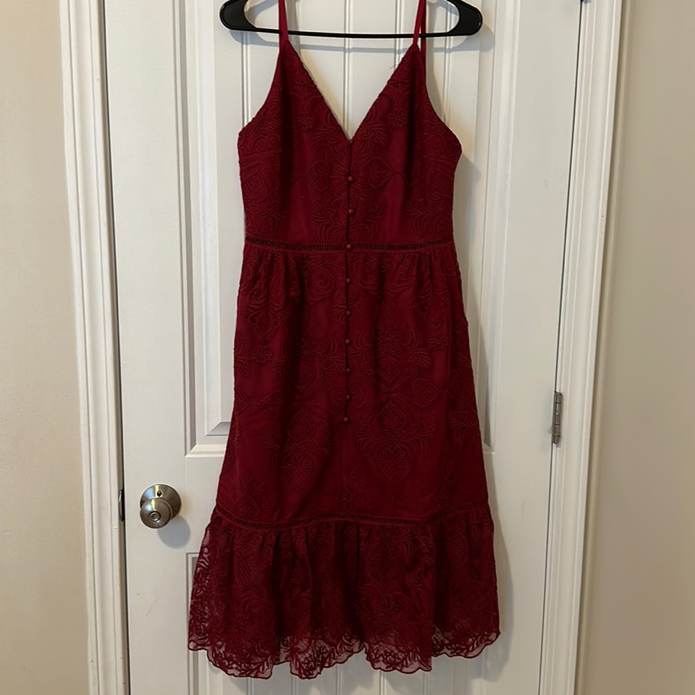 Two sisters the label red midi lace dress Size 8
